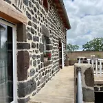 Casa de Férias Inclus Avec Terrasse, Jardin Et Parkings, Proche Puy-en-velay Et Chemins De Randonnee. - Fr-1-582-323