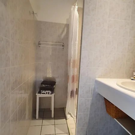 Holiday home Inclus Avec Terrasse, Jardin Et Parkings, Proche Puy-en-velay Et Chemins De Randonnee. - Fr-1-582-323 *