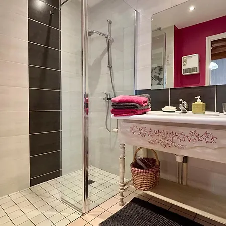 Inclus Avec Terrasse, Jardin Et Parkings, Proche Puy-en-velay Et Chemins De Randonnee. - Fr-1-582-323 بيت للعطل Seneujols