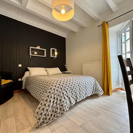 Inclus Avec Terrasse, Jardin Et Parkings, Proche Puy-en-velay Et Chemins De Randonnee. - Fr-1-582-323 Seneujols