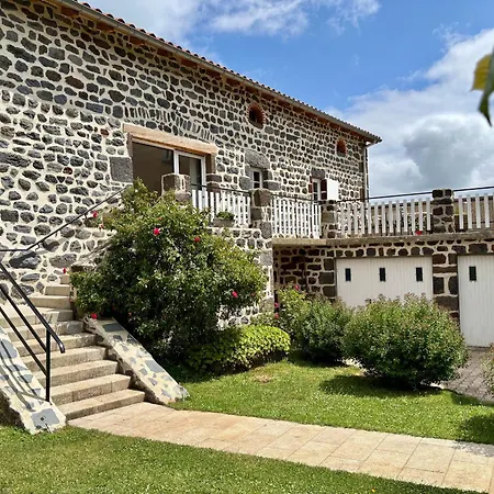 بيت للعطل Inclus Avec Terrasse, Jardin Et Parkings, Proche Puy-en-velay Et Chemins De Randonnee. - Fr-1-582-323