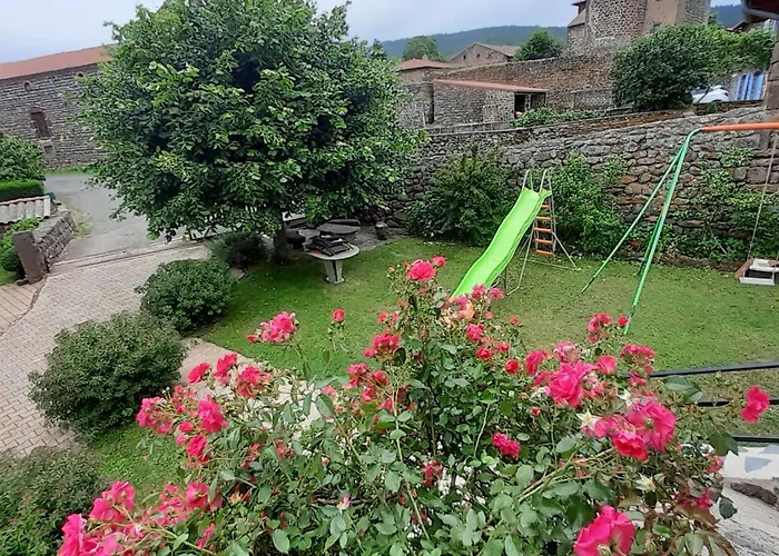 Inclus Avec Terrasse, Jardin Et Parkings, Proche Puy-en-velay Et Chemins De Randonnee. - Fr-1-582-323 *